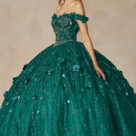 Purple lilac,emerald, blush, new long floral tulle dress with lace up back - Picture 7 of 8